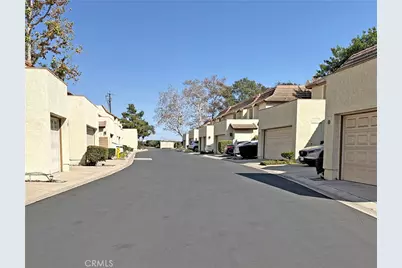 818 Lancaster, Claremont, CA 91711 - Photo 32