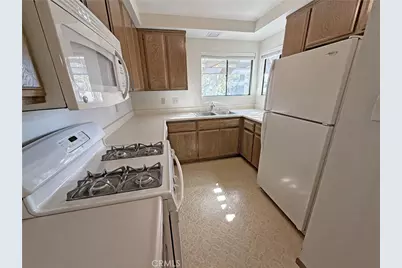 818 Lancaster, Claremont, CA 91711 - Photo 8