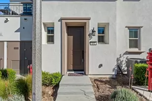 102 Fayette Ct, Claremont, CA 91711 - Photo 2