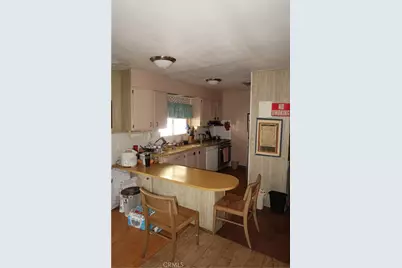 765 S Lyon, Hemet, CA 92543 - Photo 4