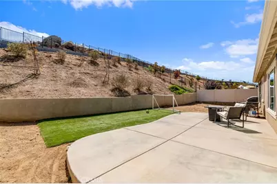 27837 Calle Talavera, Menifee, CA 92585 - Photo 30