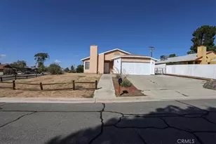 16422 Tolowa Rd, Apple Valley, CA 92307 - Photo 2