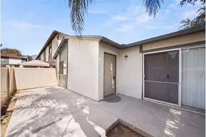 481 D, Upland, CA 91786 - Photo 2