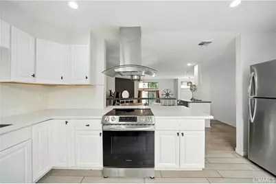 14937 Sherman Way #7, Van Nuys, CA 91405 - Photo 8
