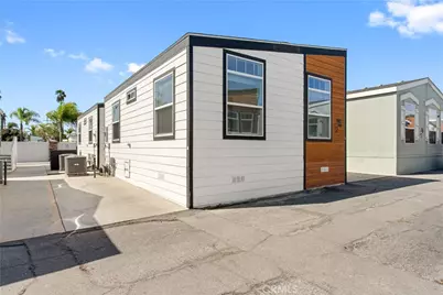 8250 Lankershim Boulevard #Space 45, North Hollywood, CA 91605 - Photo 1