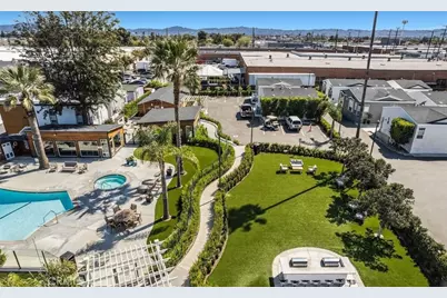 8250 Lankershim Boulevard #80, North Hollywood, CA 91605 - Photo 32