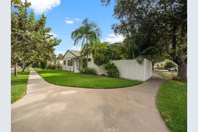 2422 N Forest, Santa Ana, CA 92706 - Photo 2