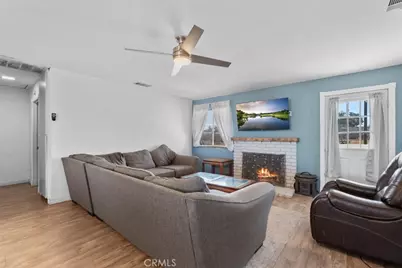 15437 Jasmine Street, Victorville, CA 92395 - Photo 12