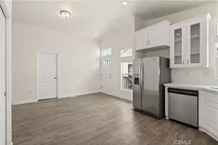 8250 Lankershim Blvd #Space 19, North Hollywood, CA 91605 - Photo 4