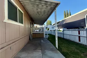 2851 S La Cadena Dr, Colton, CA 92324 - Photo 22