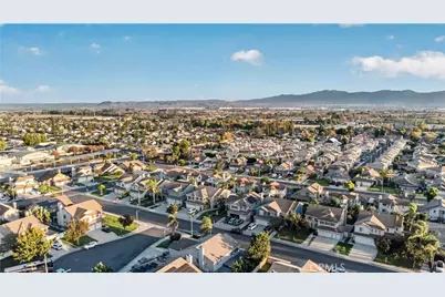 580 E Hazeltine, Ontario, CA 91761 - Photo 60