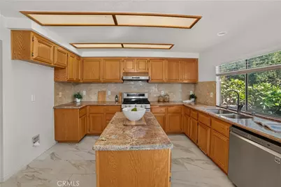 580 E Hazeltine, Ontario, CA 91761 - Photo 18