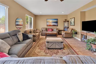9274 Begonia Avenue, Hesperia, CA 92344 - Photo 10