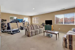 9274 Begonia Ave, Hesperia, CA 92344 - Photo 34