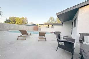 8845 Mentone, Riverside, CA 92503 - Photo 2