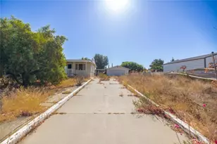 32270 Corydon Rd, Wildomar, CA 92595 - Photo 2