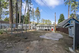 22894 Waters Dr, Crestline, CA 92325 - Photo 20