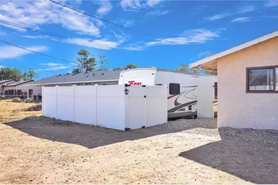 14575 Tonikan Road, Apple Valley, CA 92307 - Photo 36