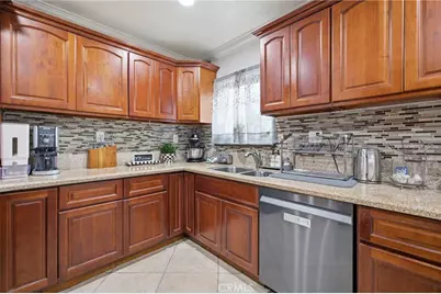 156 E 49th, Long Beach, CA 90805 - Photo 14