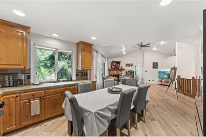 24599 Geneva, Crestline, CA 92325 - Photo 8