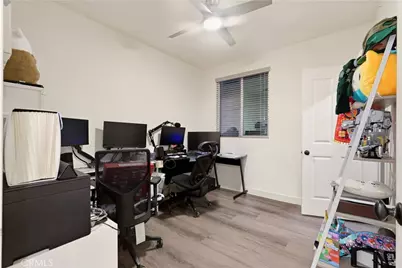 12845 W Hemingway, San Fernando, CA 91340 - Photo 28