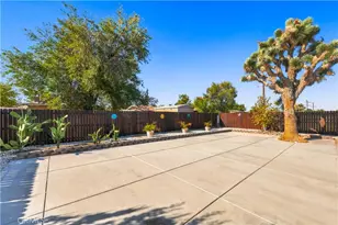 16237 Smoke Tree, Hesperia, CA 92345 - Photo 58
