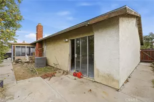 17710 Malaga Dr, Fontana, CA 92336 - Photo 24