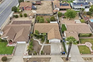 17710 Malaga Dr, Fontana, CA 92336 - Photo 30