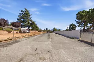 9584 Avenida Miravilla, Cherry Valley, CA 92223 - Photo 46