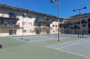 5640 White Oak Ave, Encino, CA 91316 - Photo 2