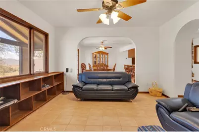 8988 Buena Vista, Apple Valley, CA 92308 - Photo 6