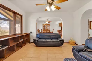 8988 Buena Vista, Apple Valley, CA 92308 - Photo 6