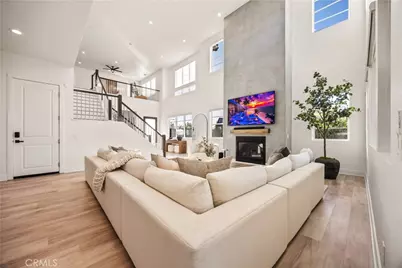 27762 Lens, Valencia, CA 91381 - Photo 16