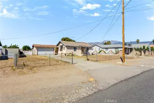 8982 Elm Ave, Fontana, CA 92335 - Photo 2
