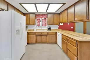 7929 Mono, Hesperia, CA 92345 - Photo 14