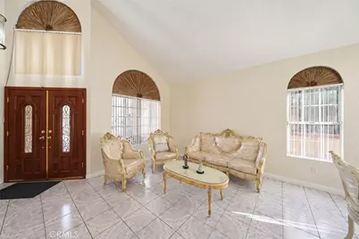 2208 Coachman Circle, Corona, CA 92881 - Photo 10