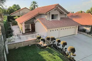 2208 Coachman Cir, Corona, CA 92881 - Photo 2