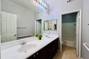 12758 Royal Palm Ln, Riverside, CA 92503 - Photo 16