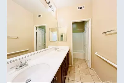 12758 Royal Palm Ln, Riverside, CA 92503 - Photo 10