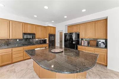 4530 Edgewater Circle, Corona, CA 92883 - Photo 16