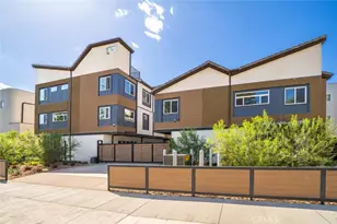 6829 N Haskell Ave, Van Nuys, CA 91406 - Photo 1