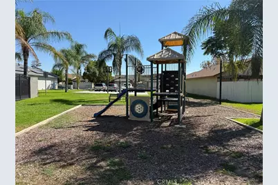 8920 Summerwood, Fontana, CA 92335 - Photo 30