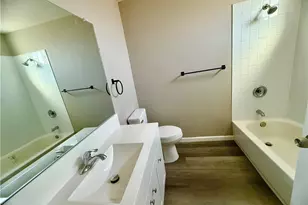 8920 Summerwood, Fontana, CA 92335 - Photo 14