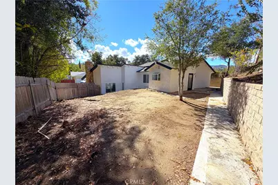 23525 Arlen Drive, Newhall, CA 91321 - Photo 24
