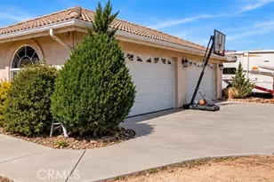 7360 Braceo, Oak Hills, CA 92344 - Photo 2
