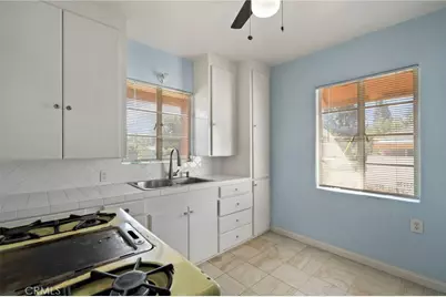 1565 N Palomares, Pomona, CA 91767 - Photo 12