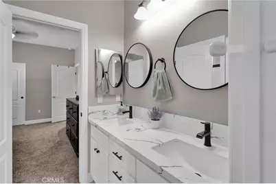 18237 Valencia Street, Hesperia, CA 92345 - Photo 24