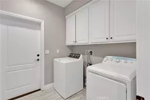 18237 Valencia St, Hesperia, CA 92345 - Photo 32