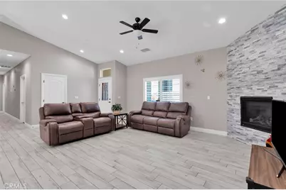 18237 Valencia Street, Hesperia, CA 92345 - Photo 6