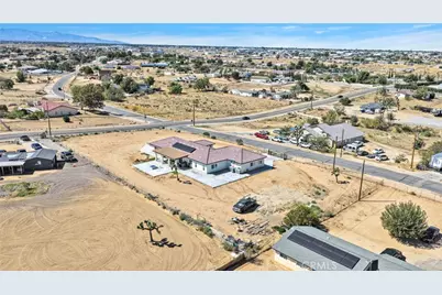 18237 Valencia Street, Hesperia, CA 92345 - Photo 58